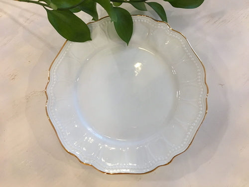 The Everyday Essentials Porcelain Dessert Plate Set